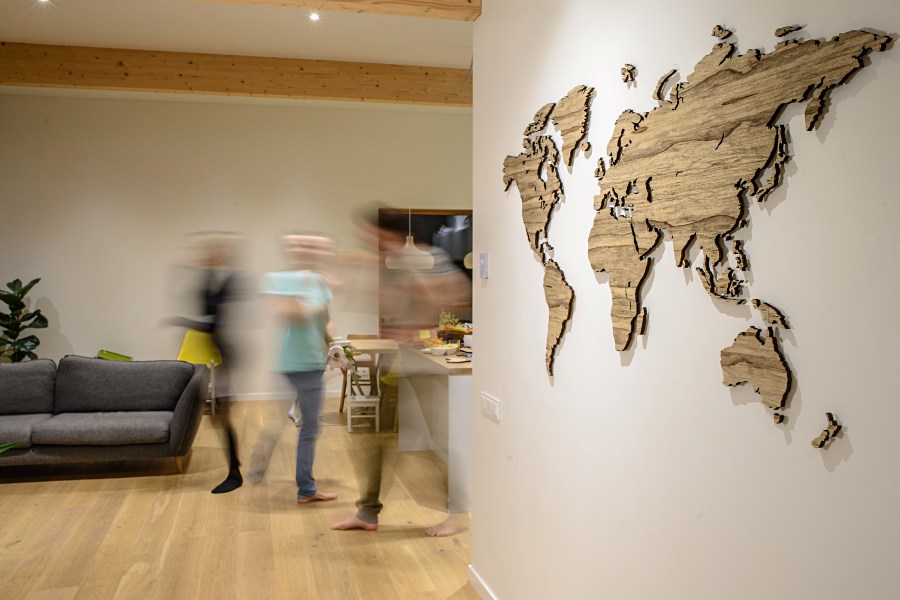 Wooden world map with pins - Natural exotic wood LIMBA I Map it Studio